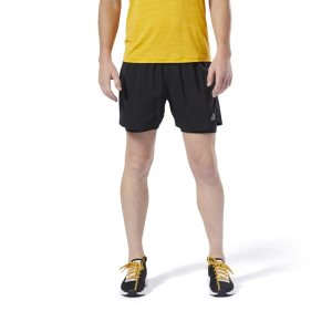 Reebok Run Essentials Two-in-One Kurze Hose Herren - Schwarz - DE 504-AUW